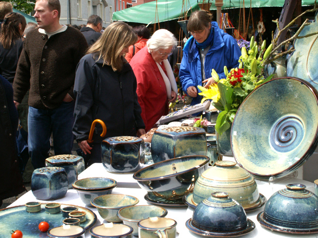 Bild zeigt Kunsthandwerkermarkt